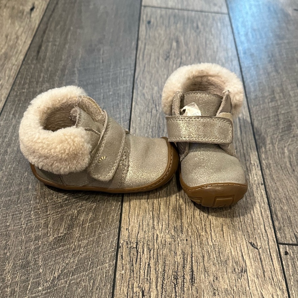 UGG Toddler water resistant booties